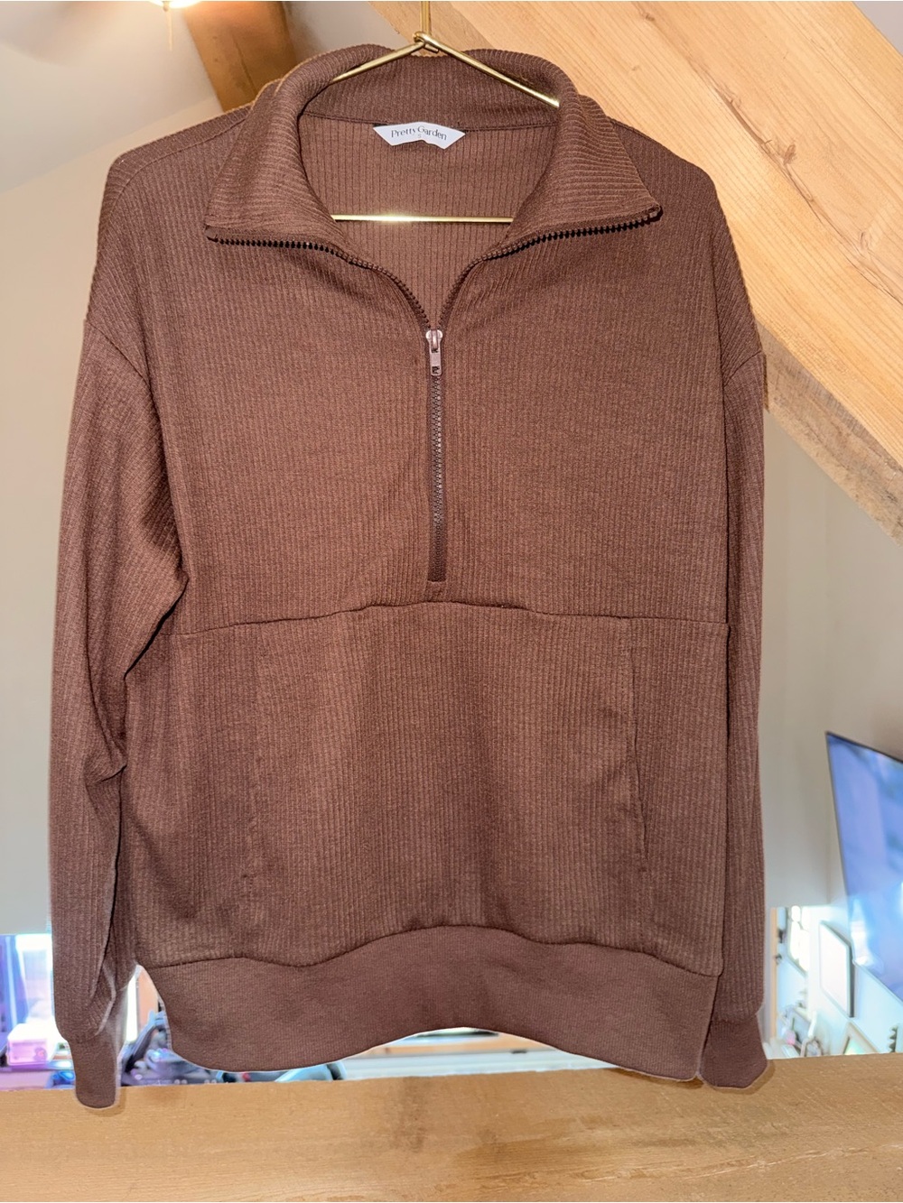 Pretty Garden  Women's lightweight Brown Ribbed Half-Zip Pullover